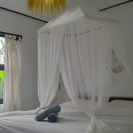 Bukit Kembar Ecotourism Hotel Gitgit Екстериор снимка
