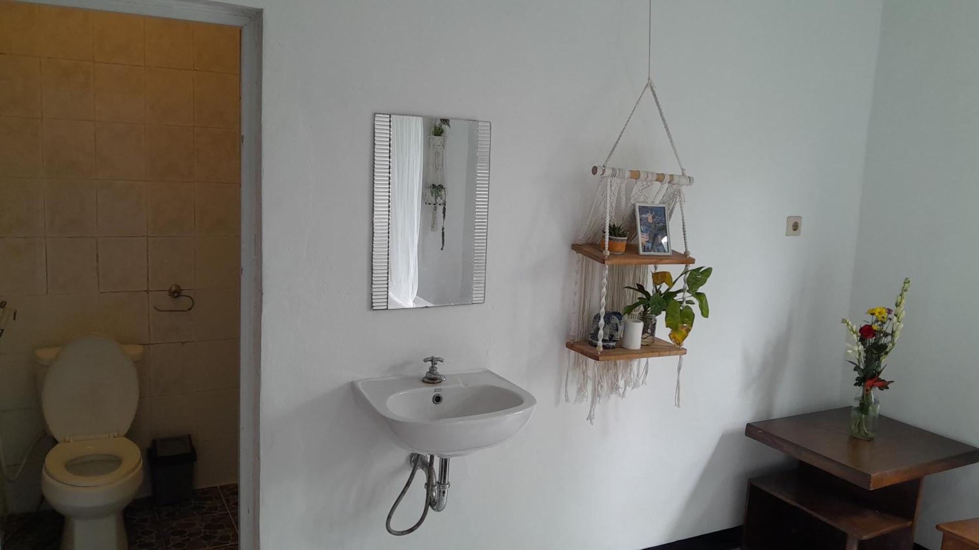Bukit Kembar Ecotourism Hotel Gitgit Екстериор снимка