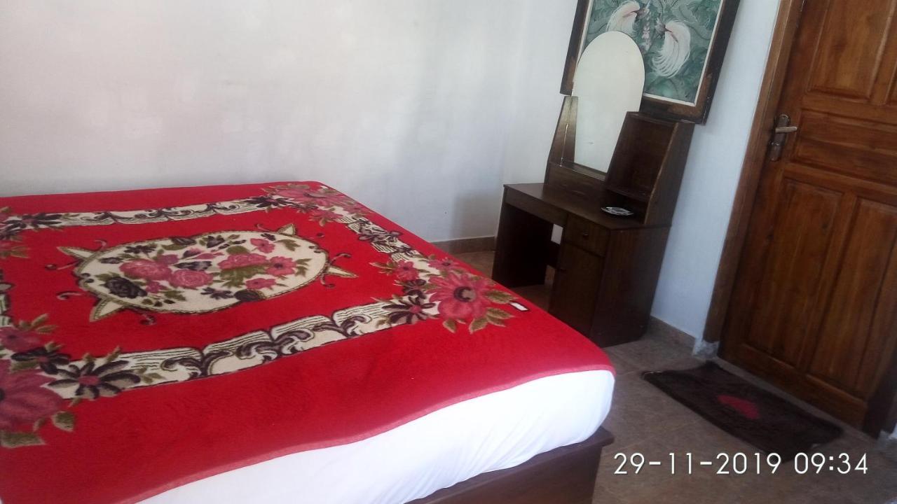 Bukit Kembar Ecotourism Hotel Gitgit Стая снимка